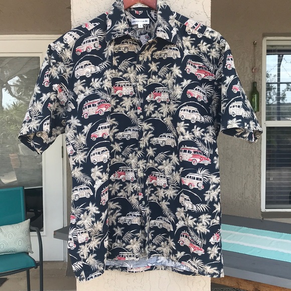 Pierre Cardin Other - Pierre Cardin, woodie surf wagon print button down